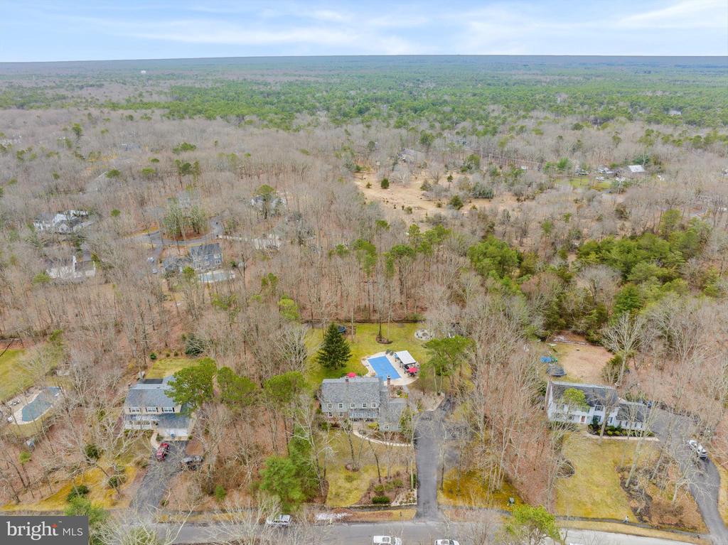 9 WETHERSFIELD DRIVE