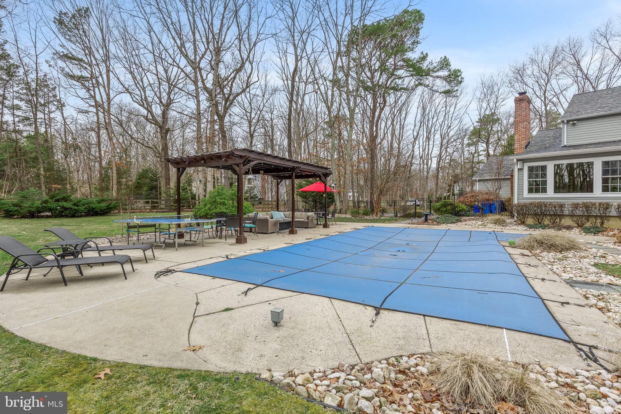 9 WETHERSFIELD DRIVE