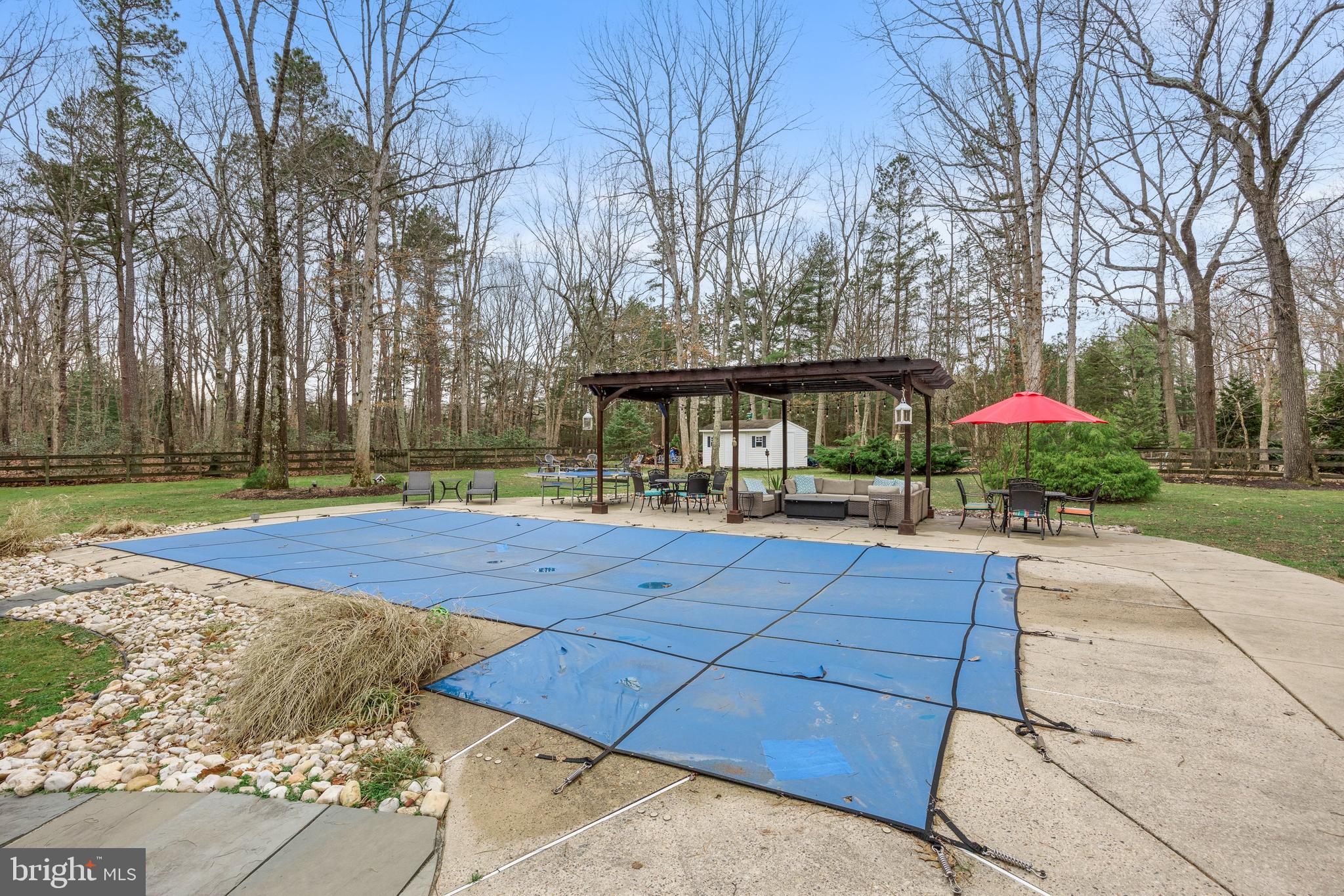 9 WETHERSFIELD DRIVE