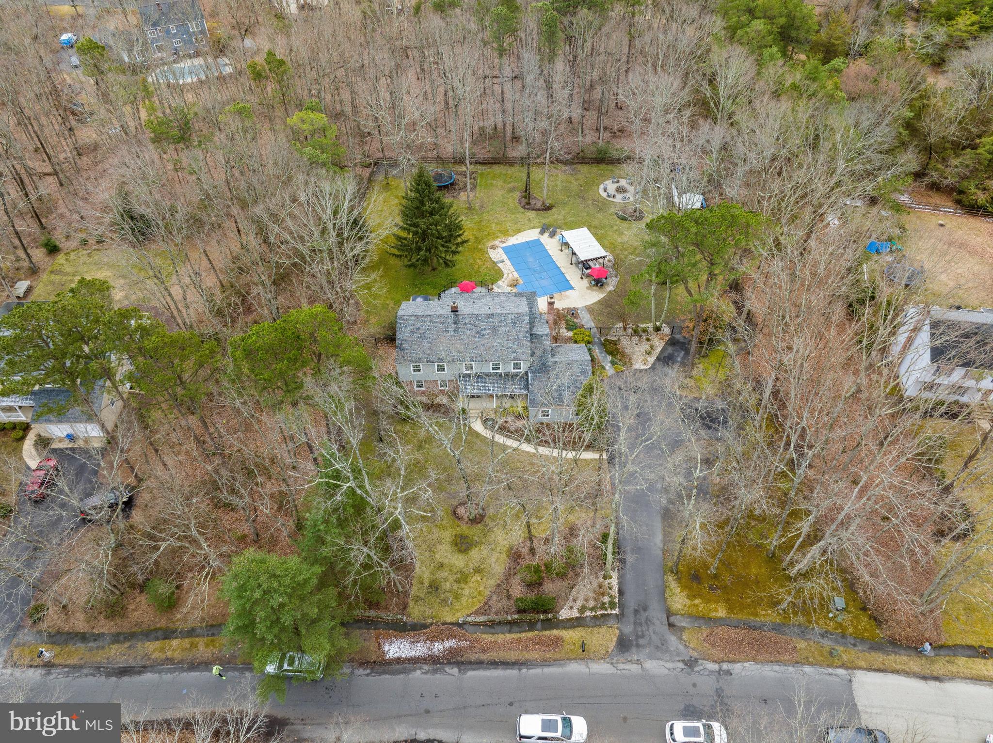 9 WETHERSFIELD DRIVE