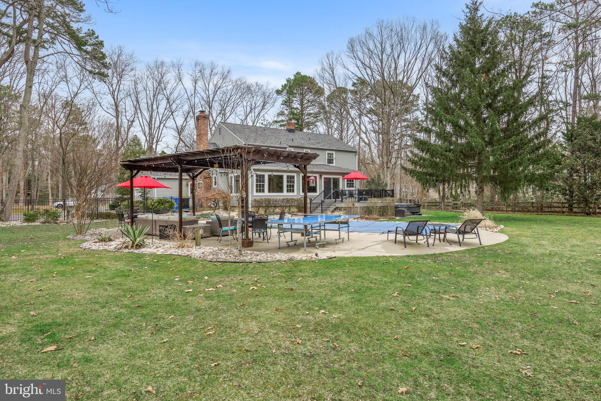 9 WETHERSFIELD DRIVE
