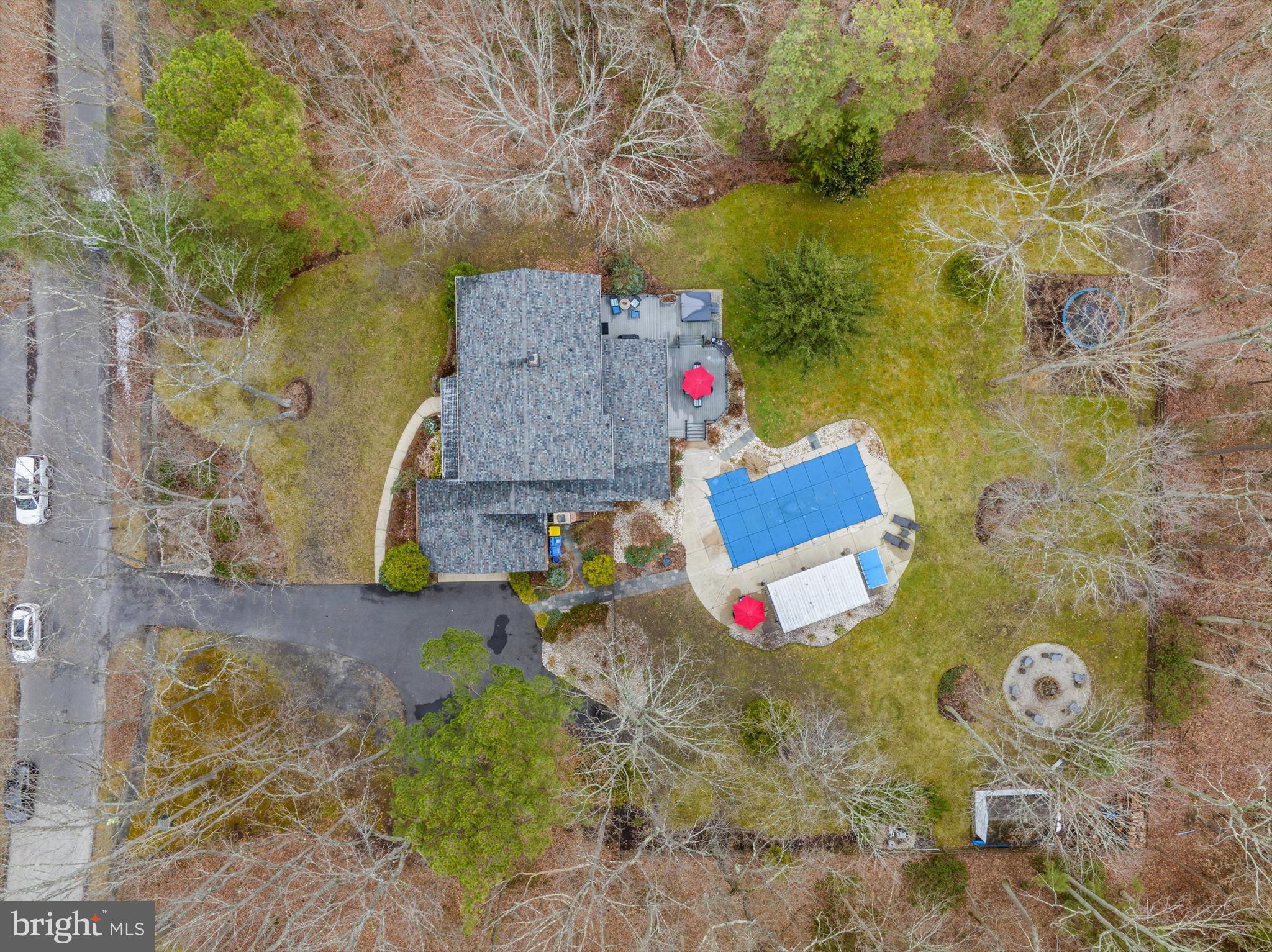 9 WETHERSFIELD DRIVE