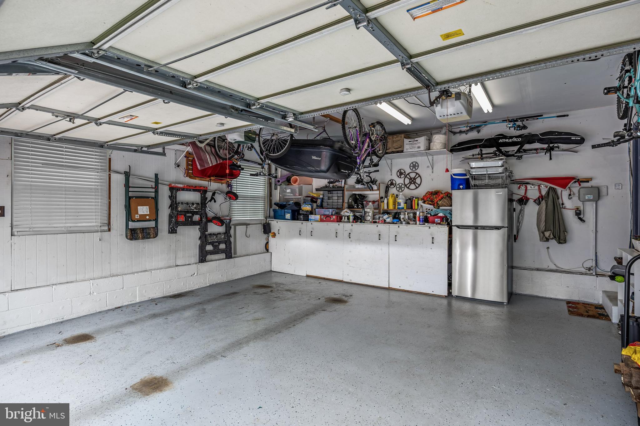 9 WETHERSFIELD DRIVE