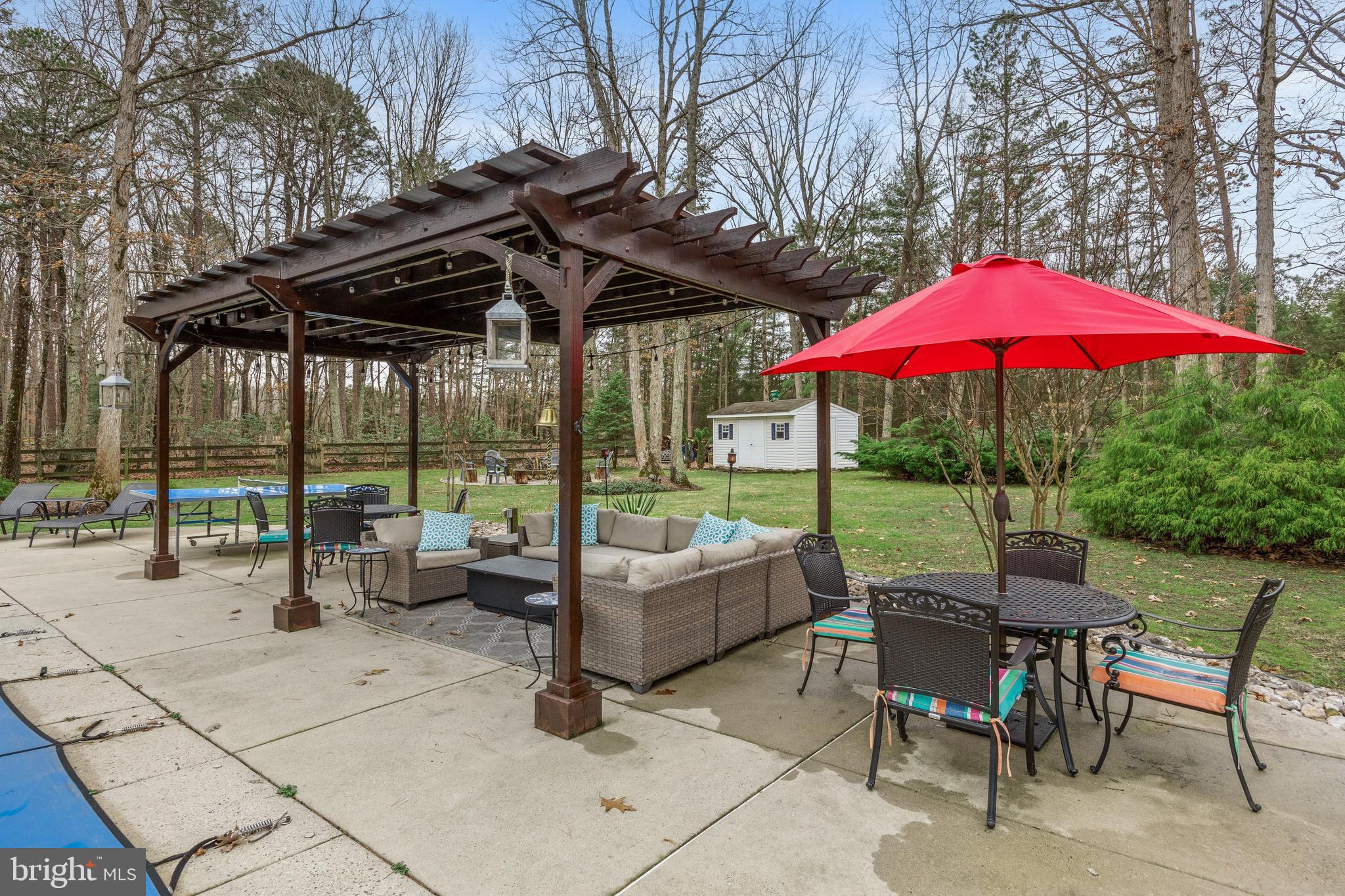 9 WETHERSFIELD DRIVE