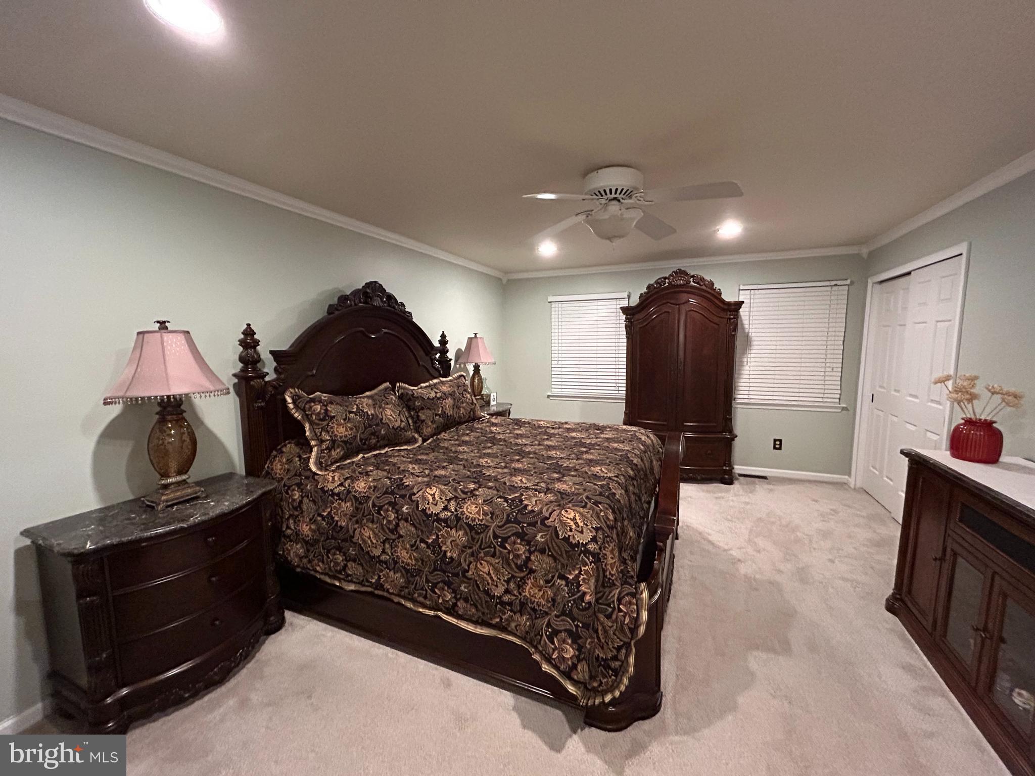 9 WETHERSFIELD DRIVE