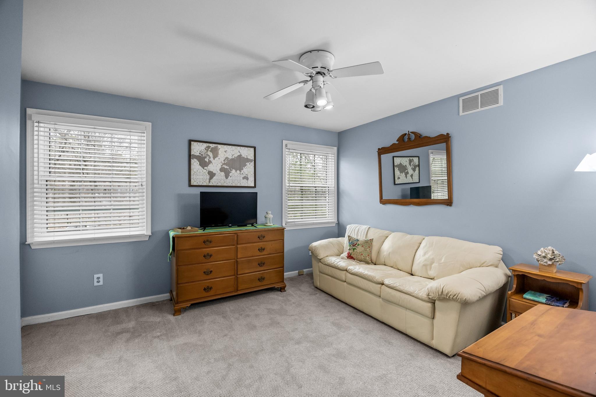 9 WETHERSFIELD DRIVE