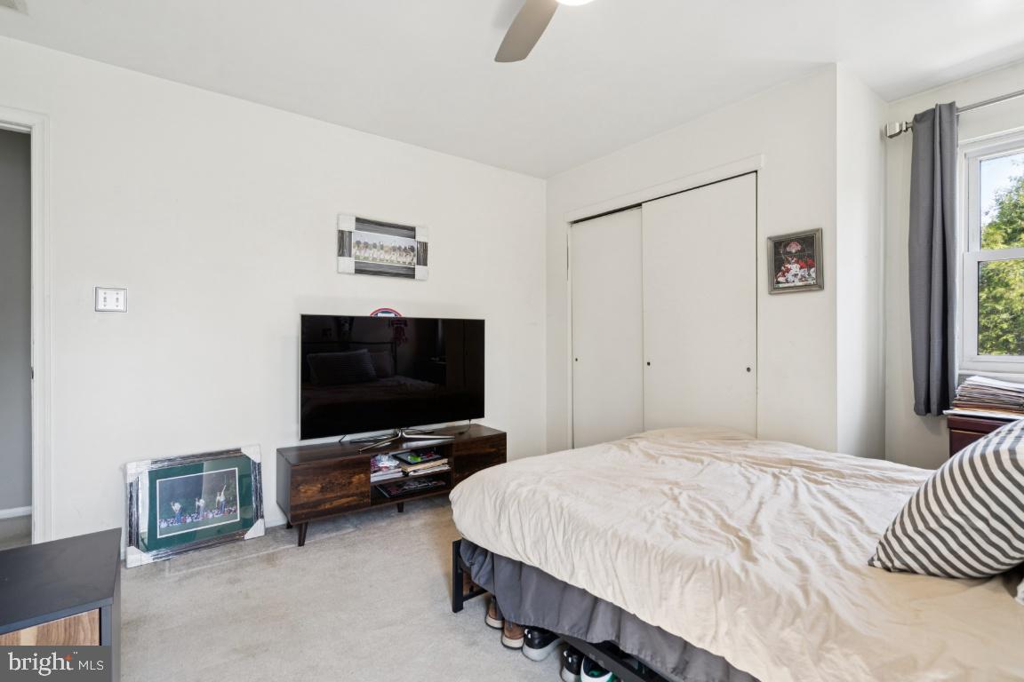 24 WHITECHAPEL DRIVE