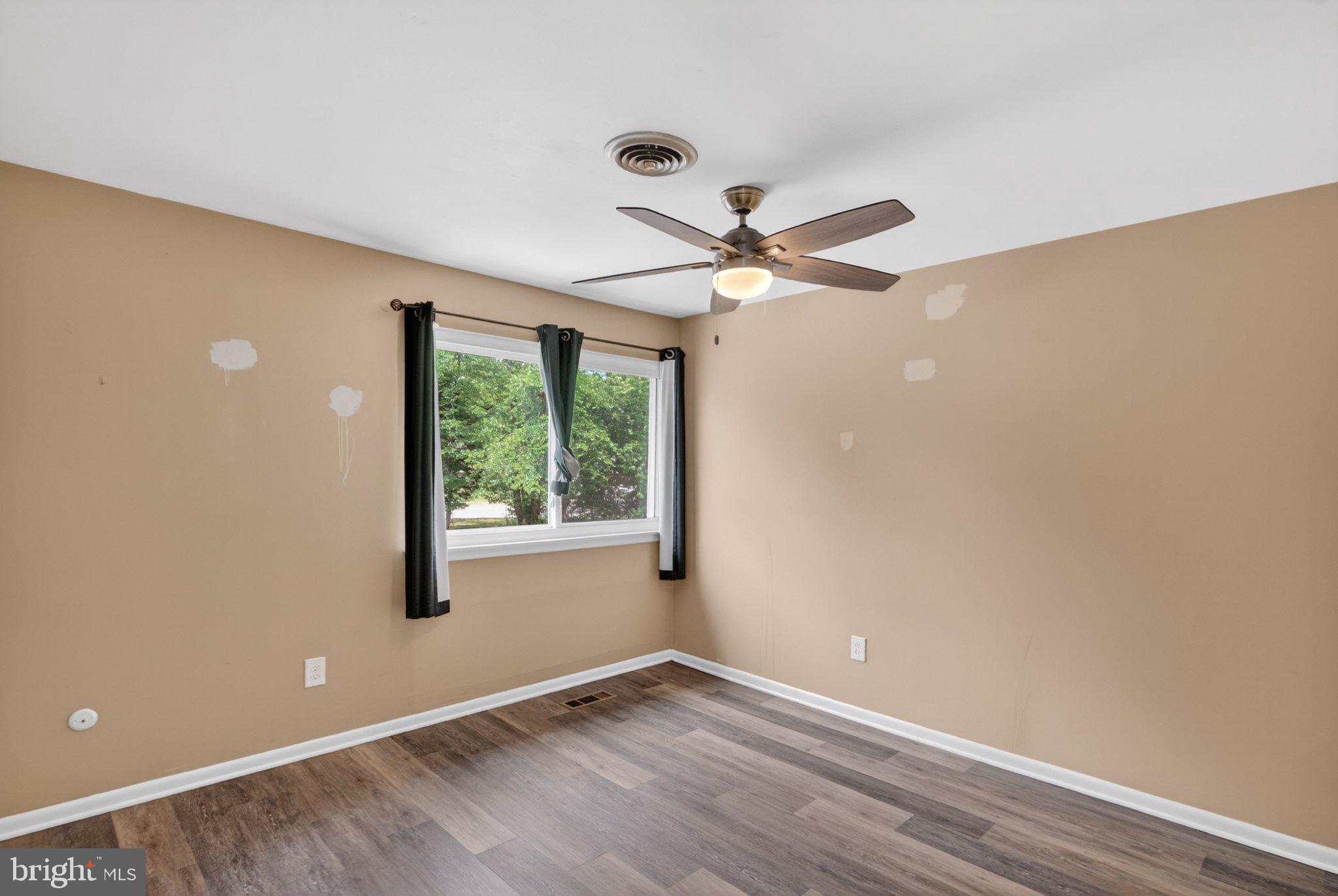 313 BARTON RUN BOULEVARD
