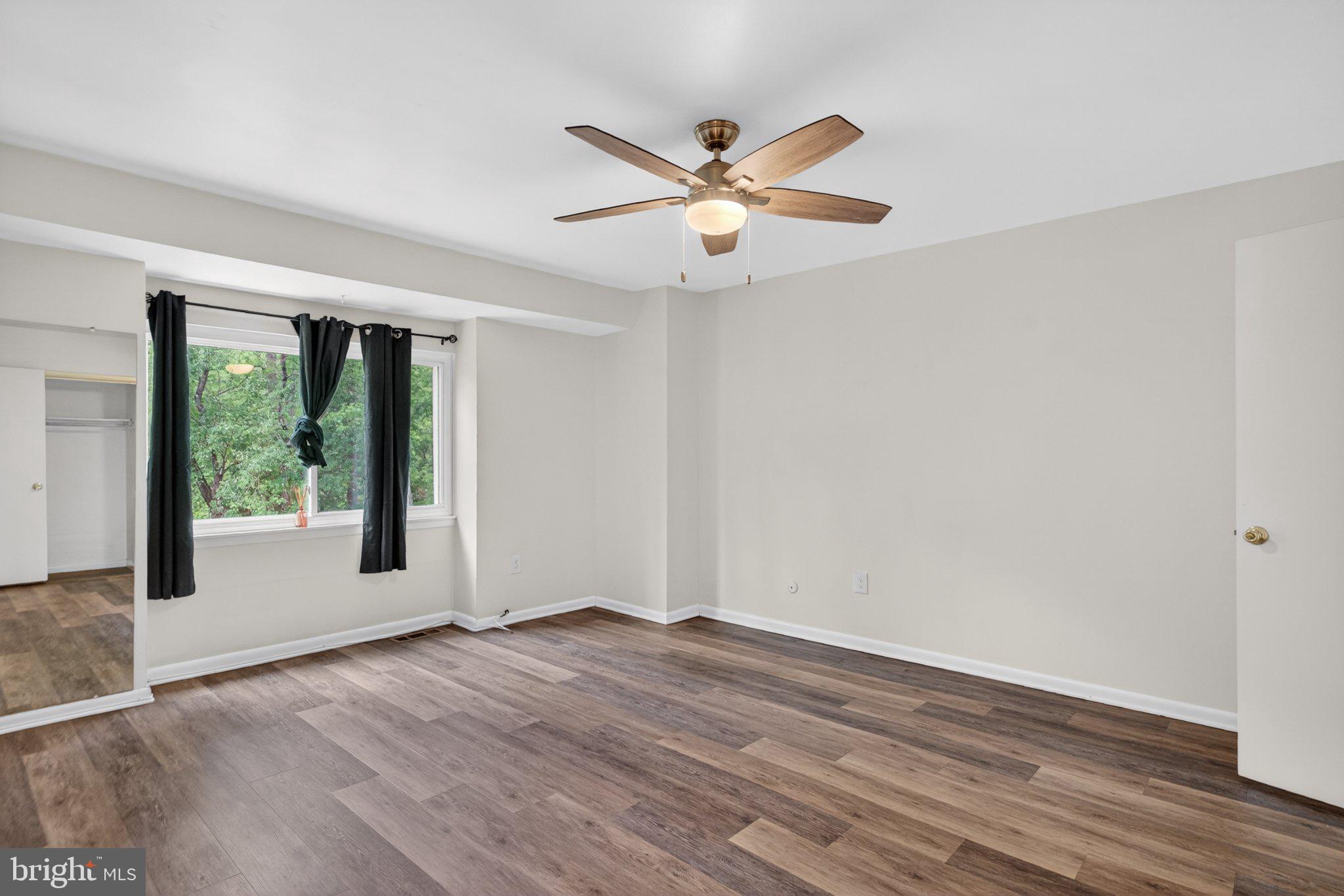 313 BARTON RUN BOULEVARD