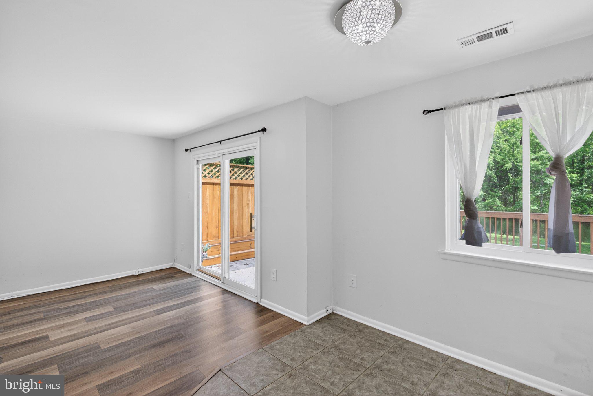 313 BARTON RUN BOULEVARD