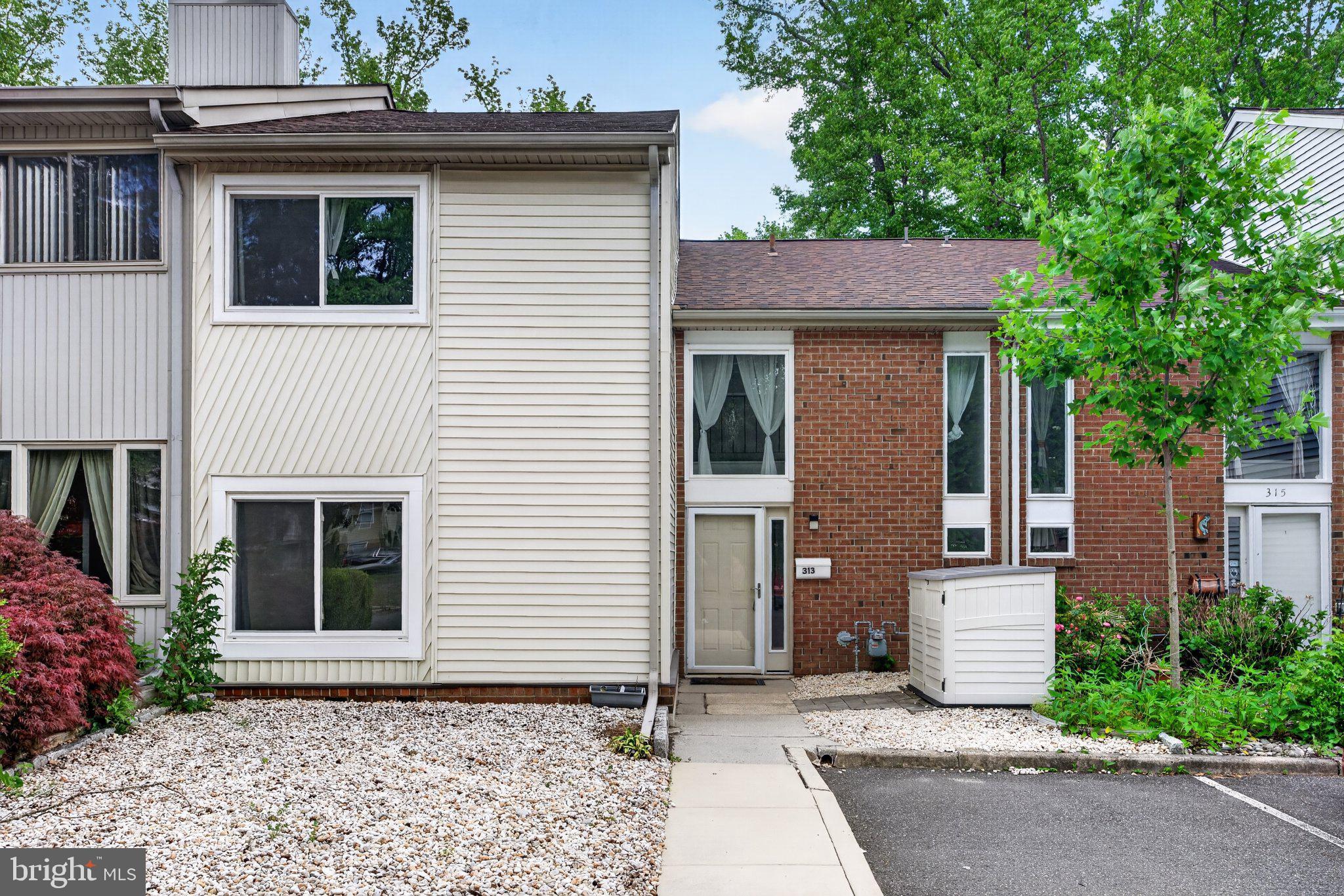 313 BARTON RUN BOULEVARD