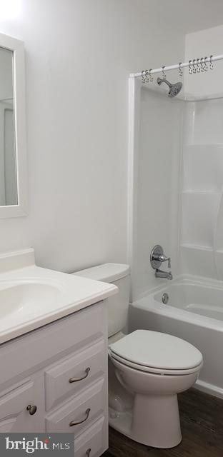 313 BARTON RUN BOULEVARD