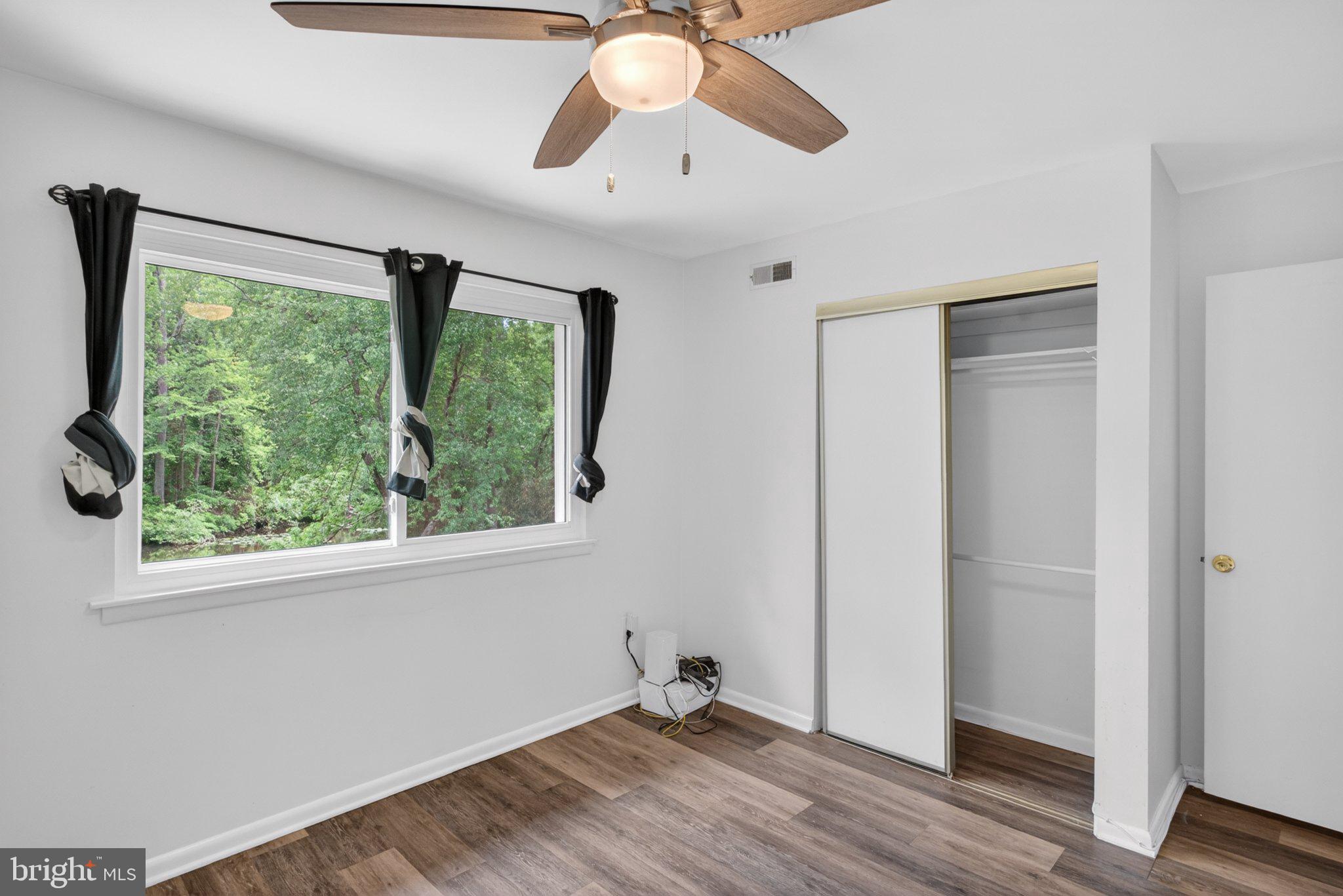 313 BARTON RUN BOULEVARD
