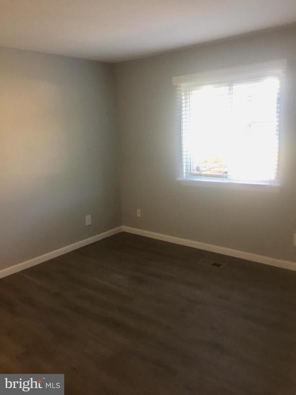 1609 WOODHOLLOW DRIVE