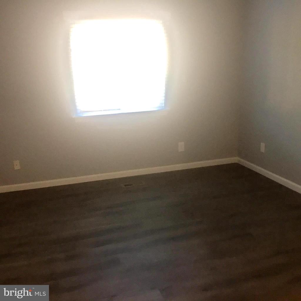 1609 WOODHOLLOW DRIVE
