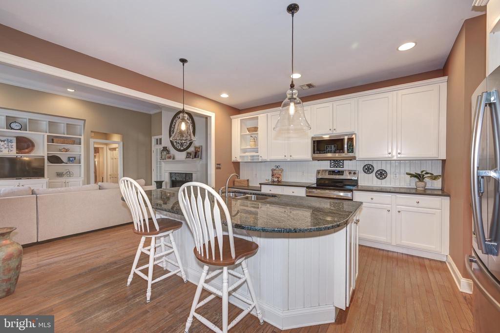 3 SCHOOLHOUSE DRIVE