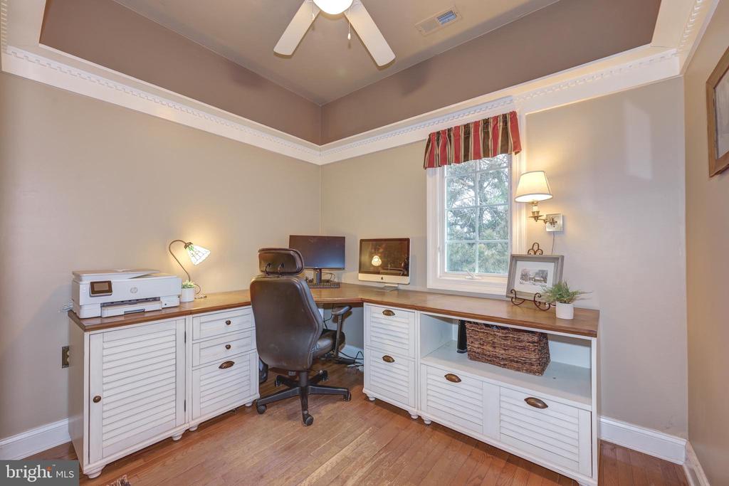 3 SCHOOLHOUSE DRIVE