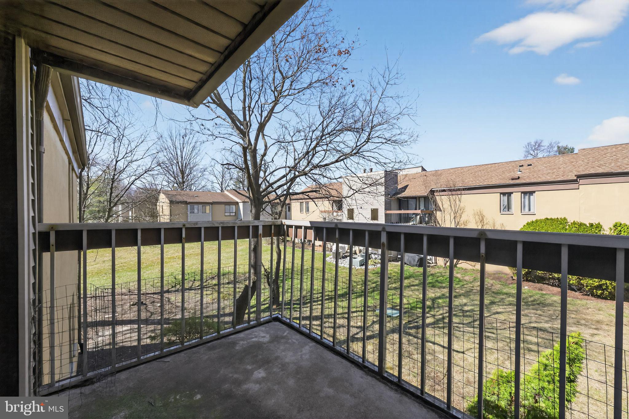196 HUNTER COURT