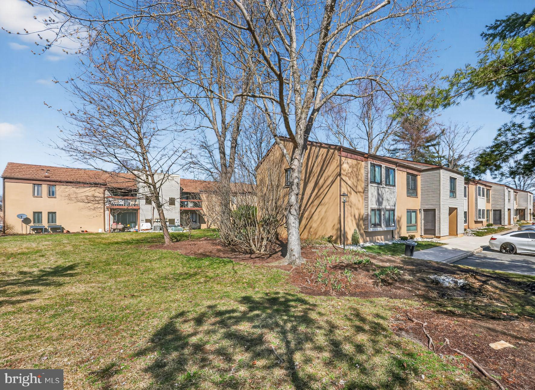 196 HUNTER COURT