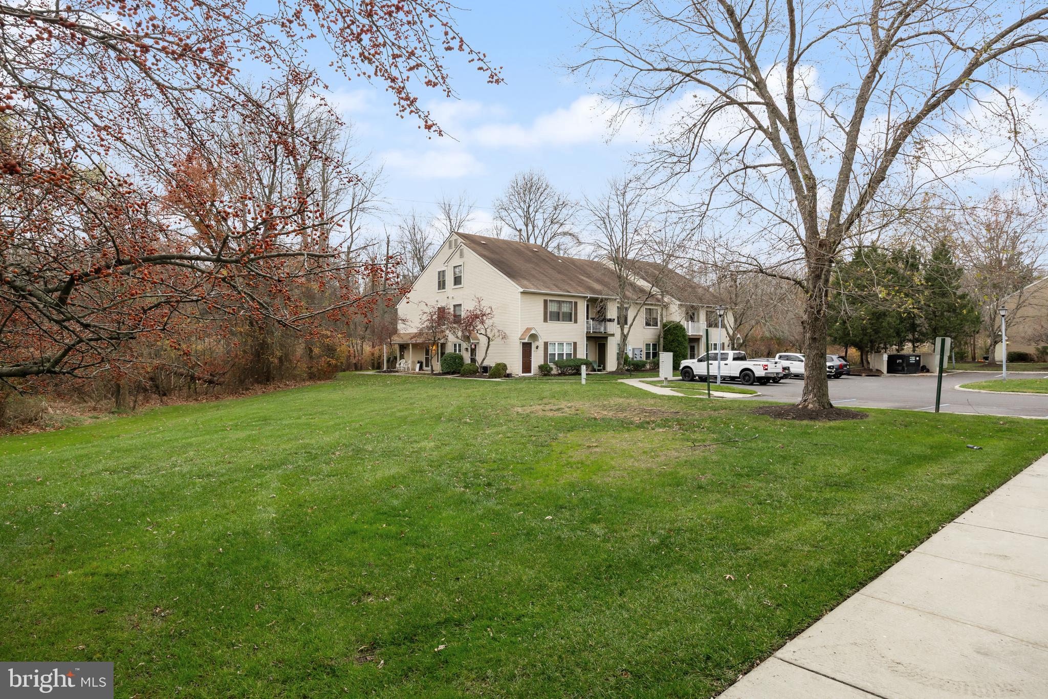 164 BRADFORD COURT B