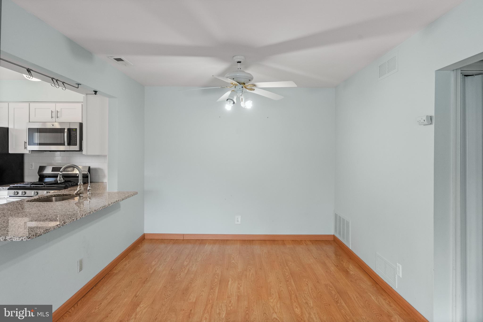 164 BRADFORD COURT B