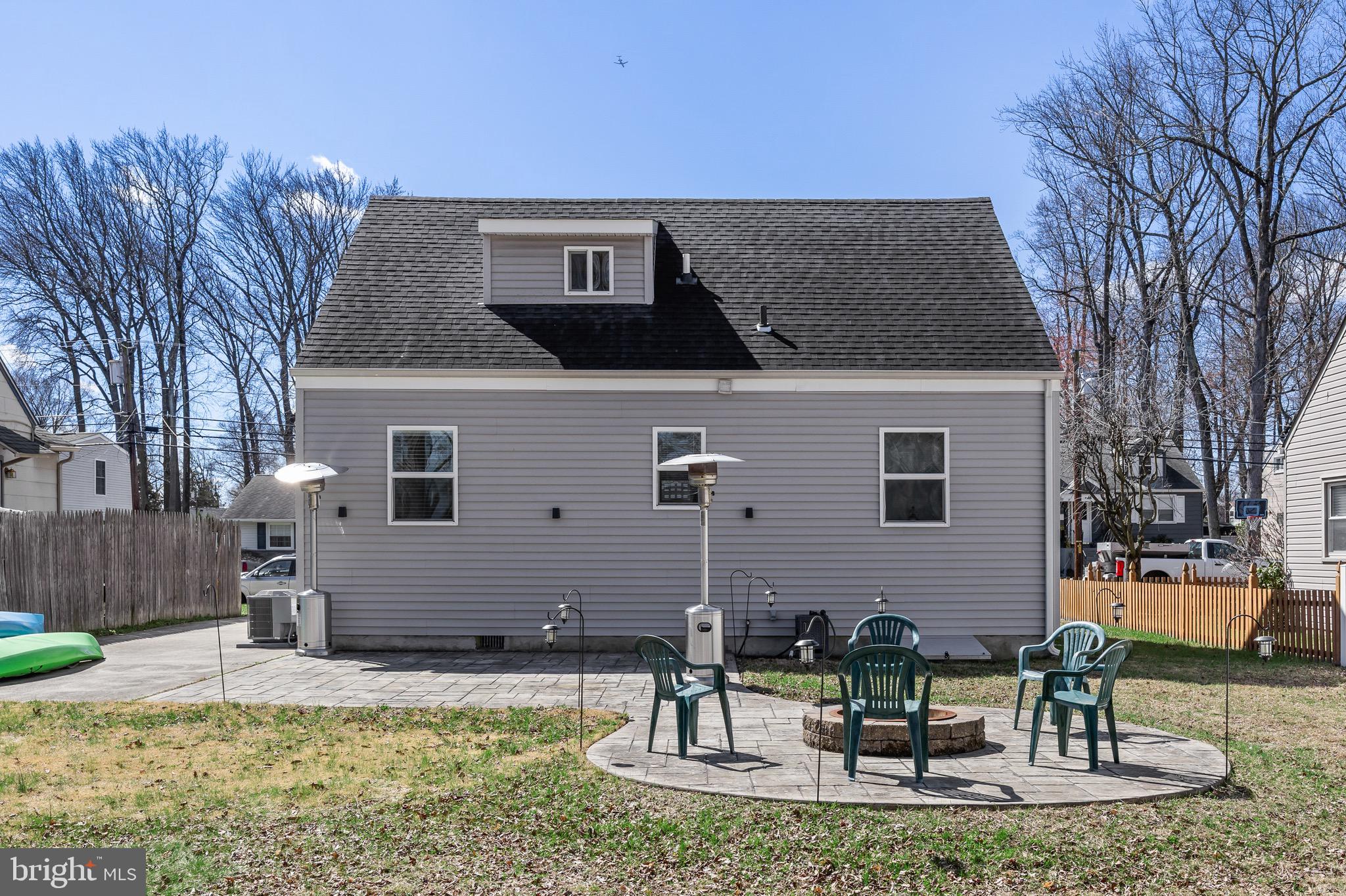 427 CUTLER AVENUE