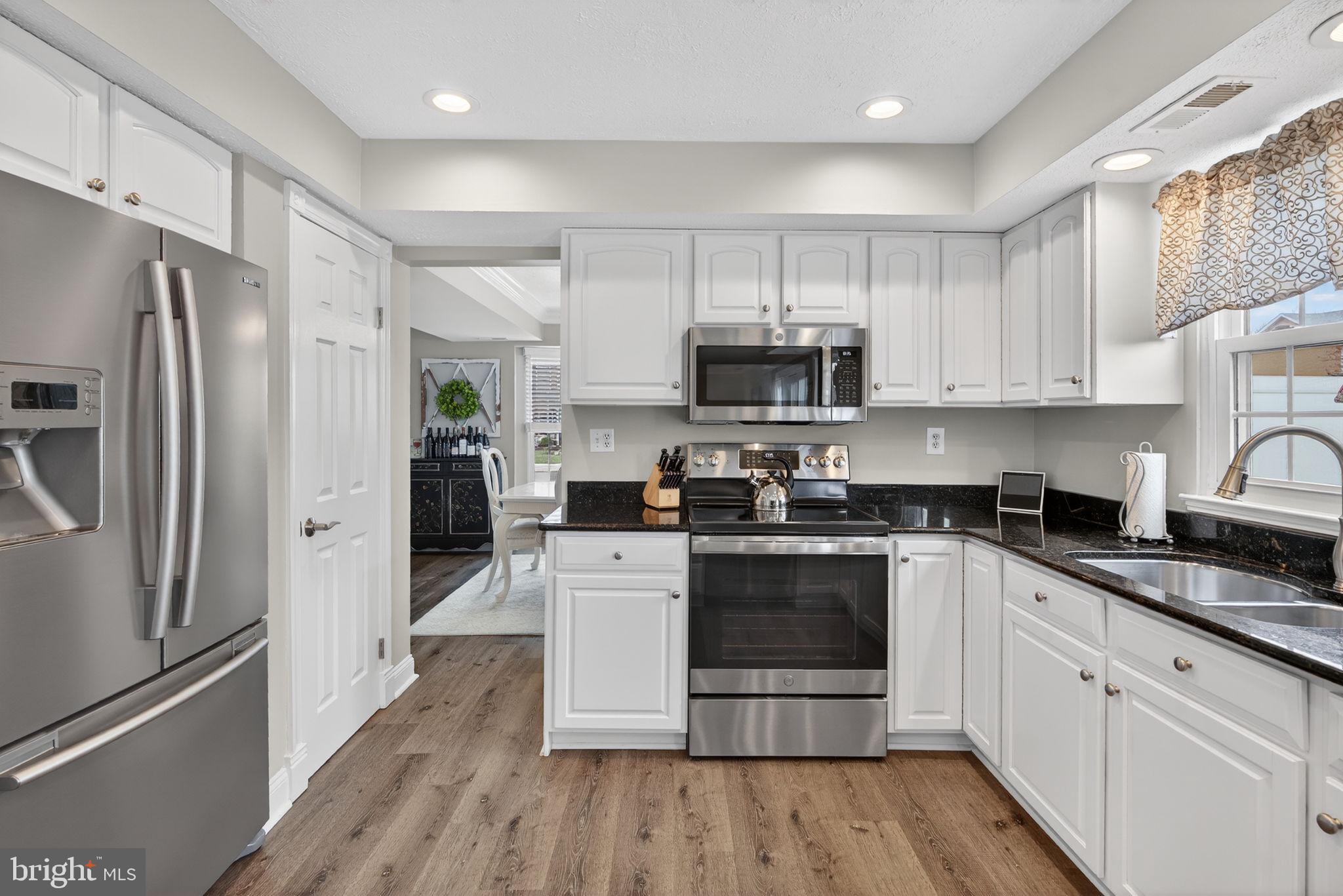 210 COUNTRY FARMS ROAD