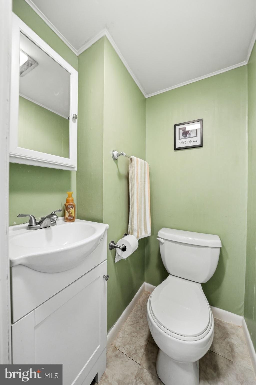6 WOODBINE AVENUE