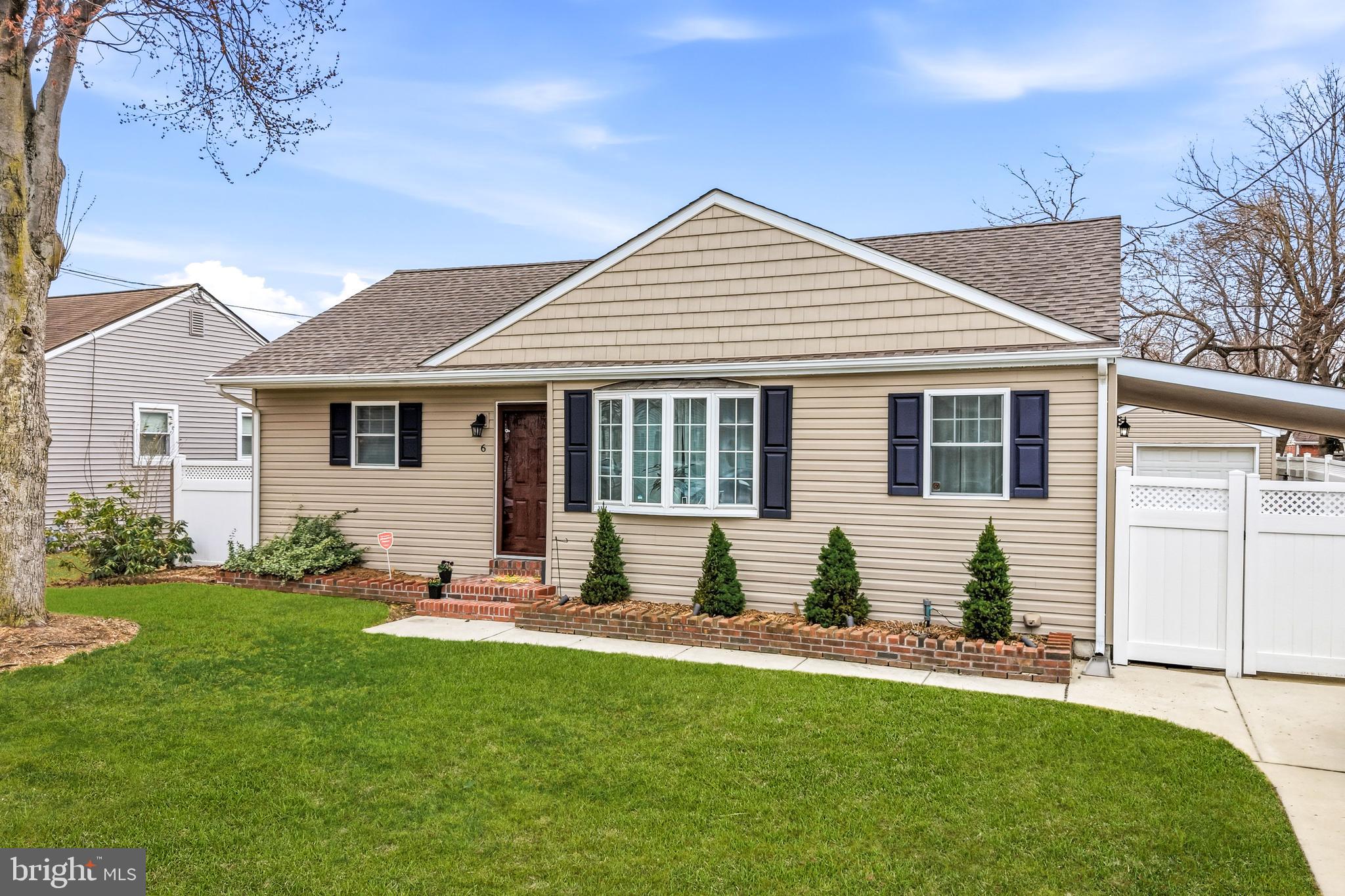 6 WOODBINE AVENUE
