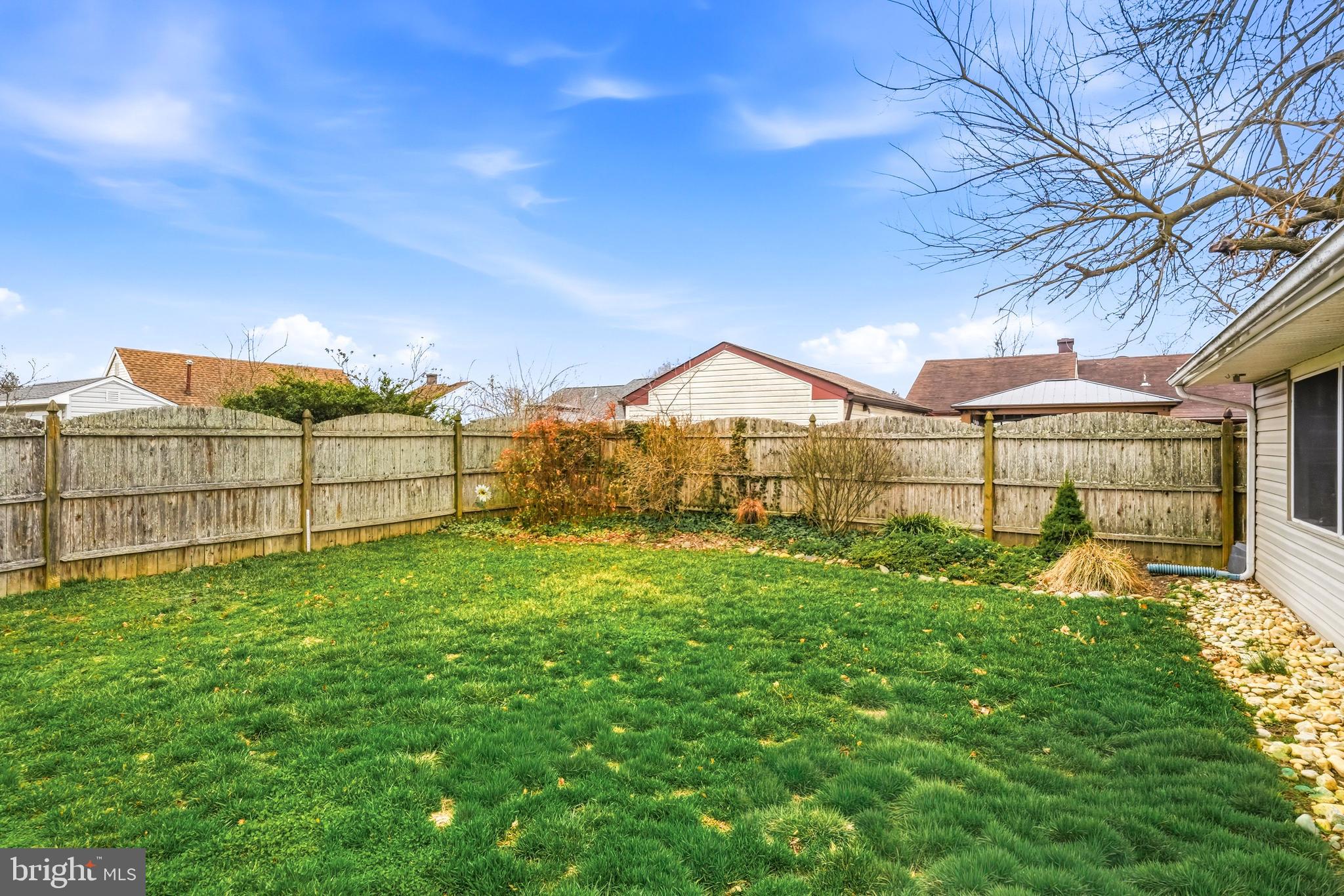 6 WOODBINE AVENUE
