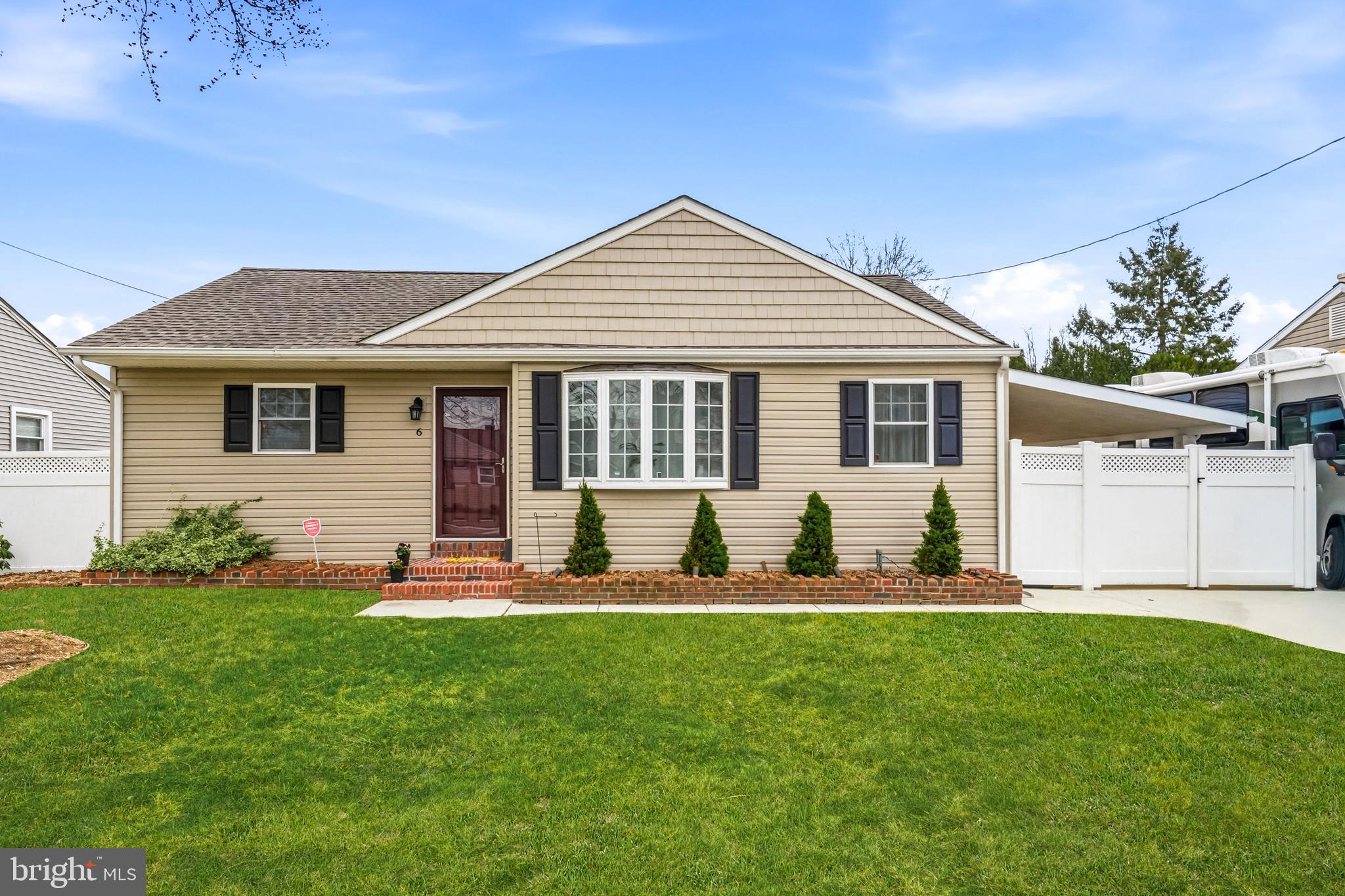 6 WOODBINE AVENUE