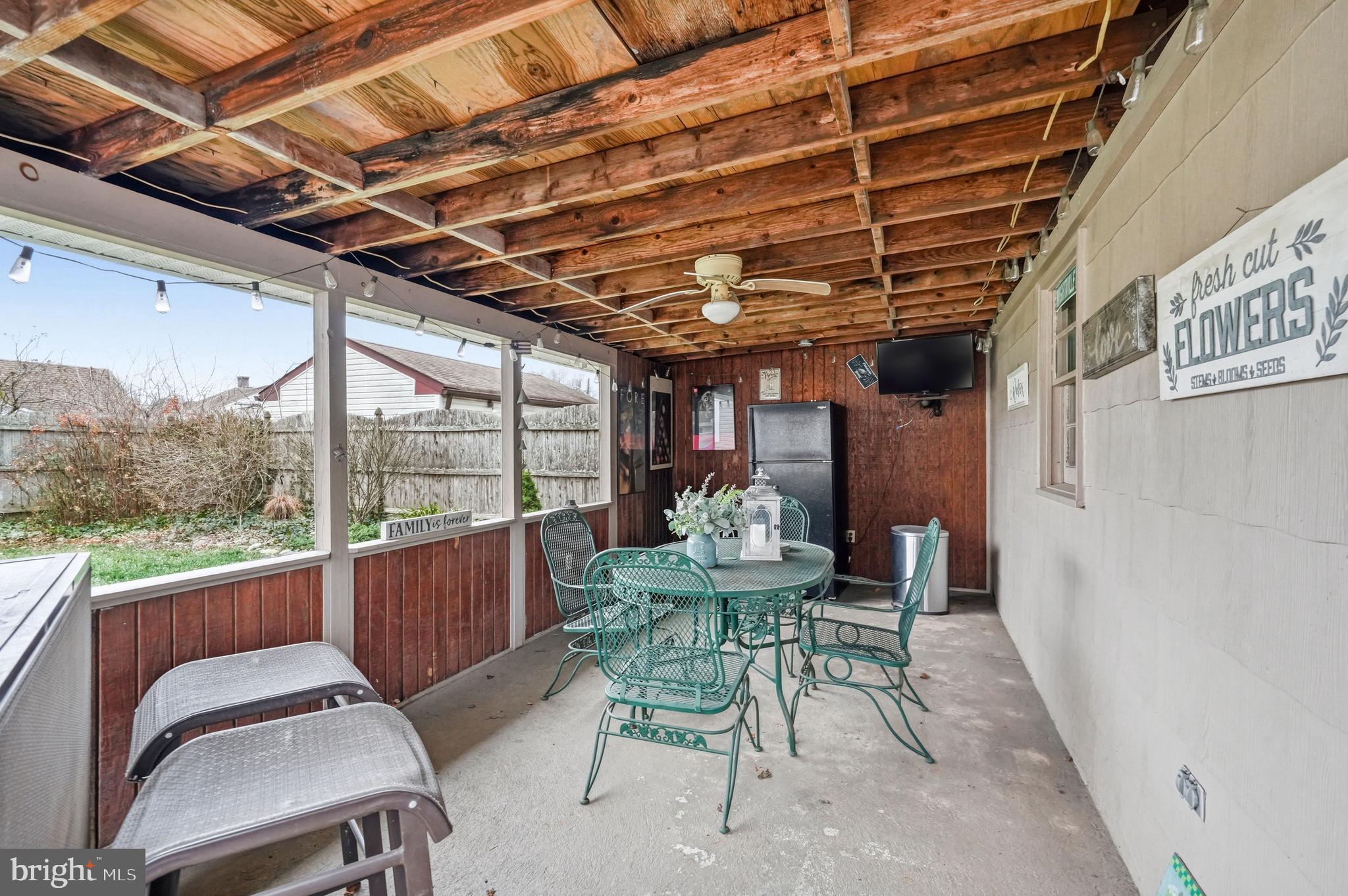 6 WOODBINE AVENUE