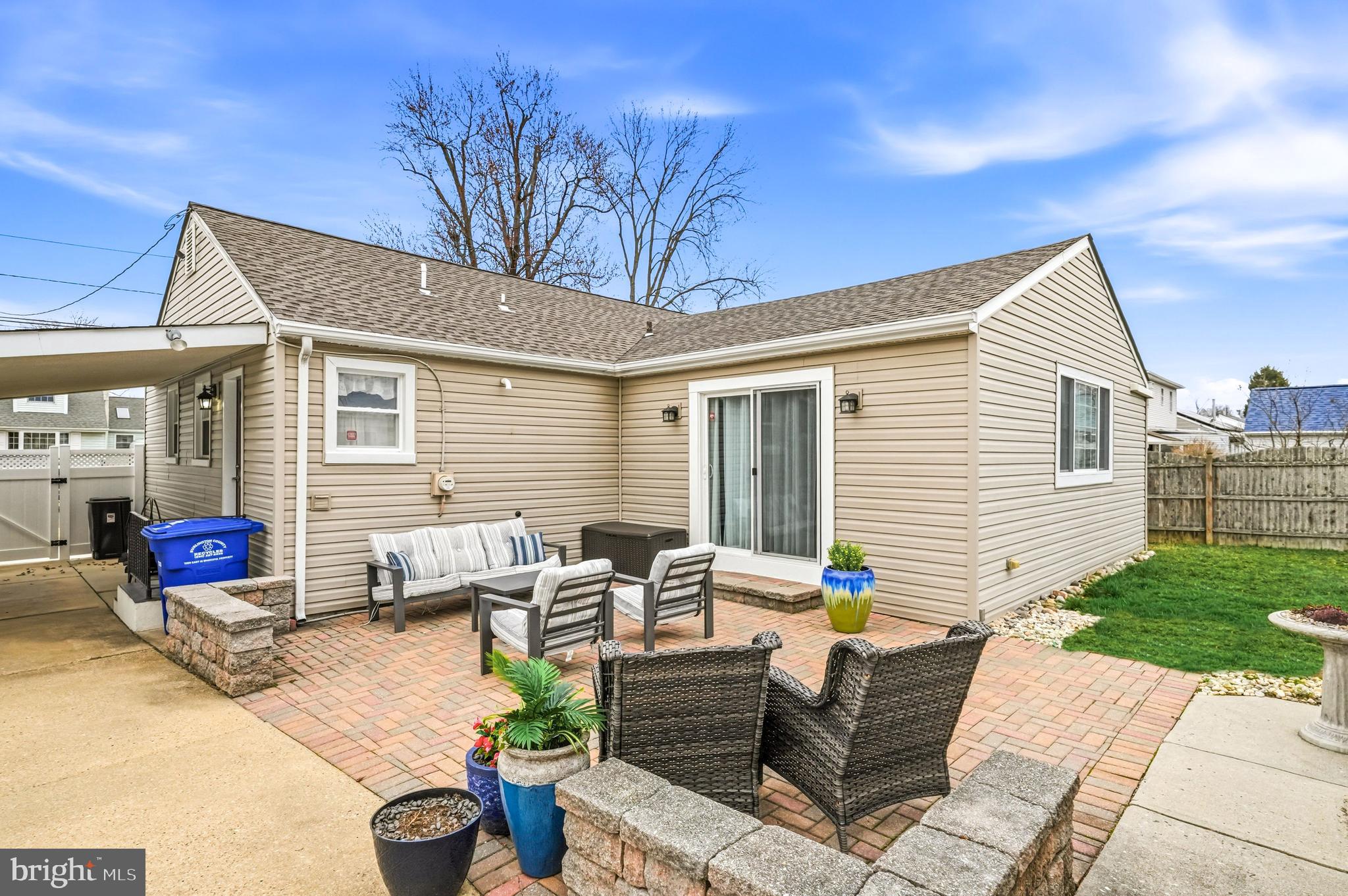 6 WOODBINE AVENUE