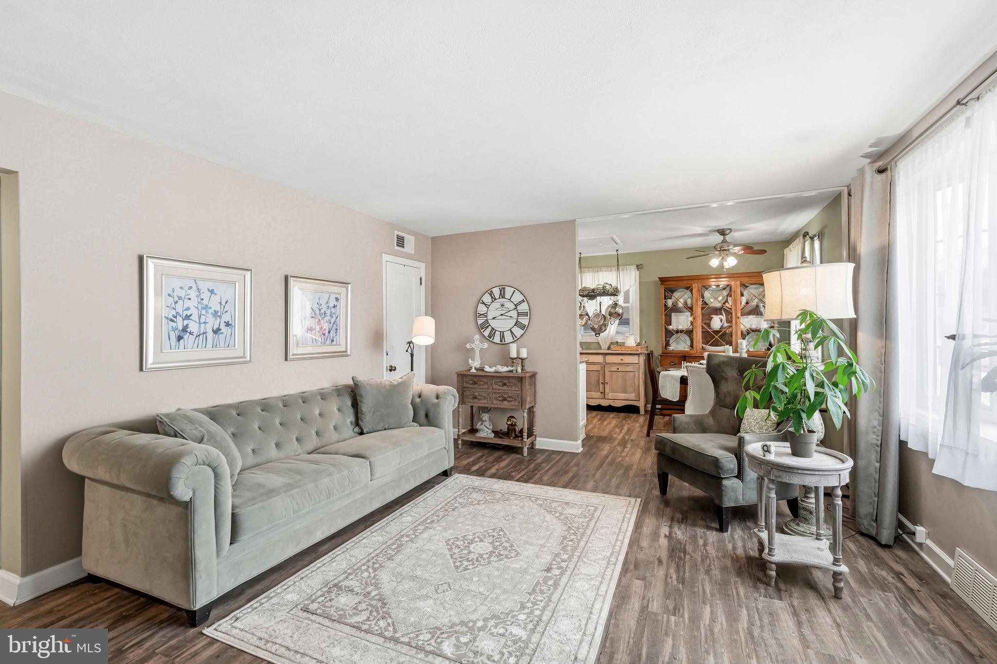 6 WOODBINE AVENUE