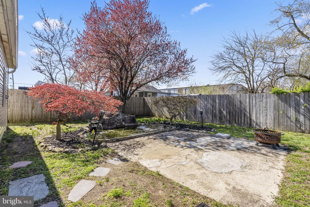 61 ALDEN AVENUE