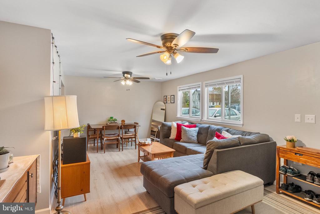 236 CHIPPEWA TRAIL