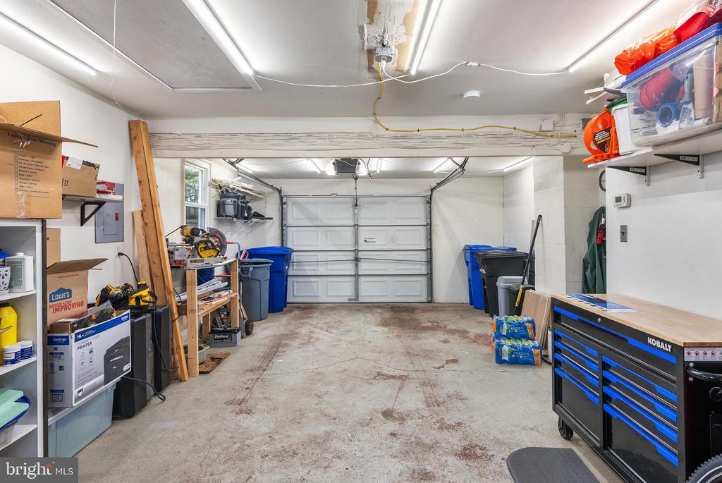 236 CHIPPEWA TRAIL