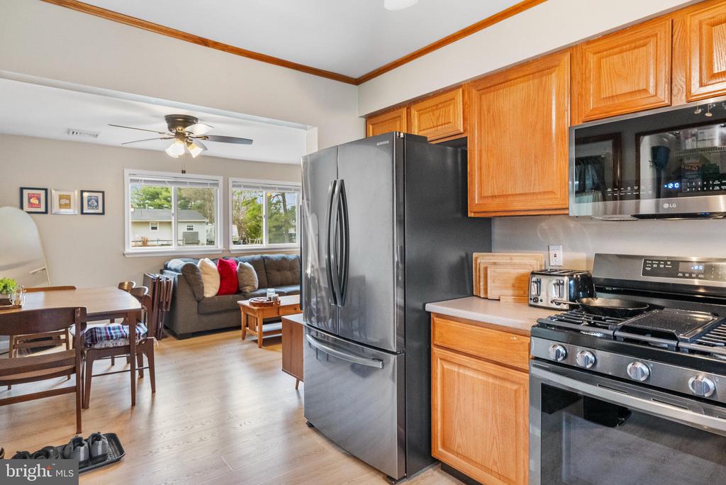 236 CHIPPEWA TRAIL