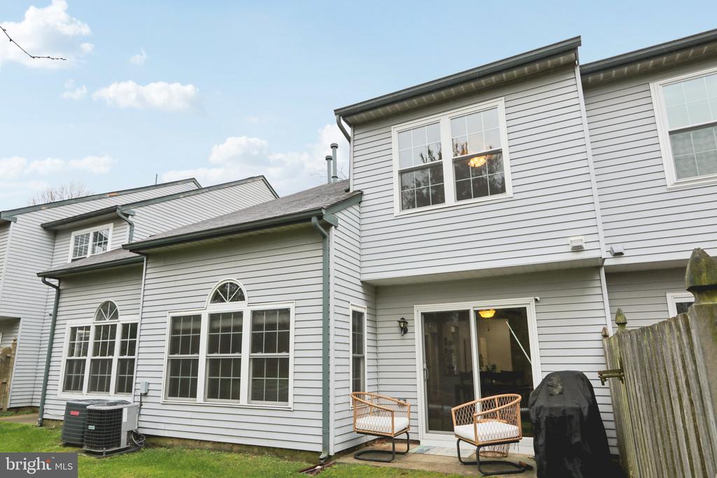 420 JAMESTOWN COURT