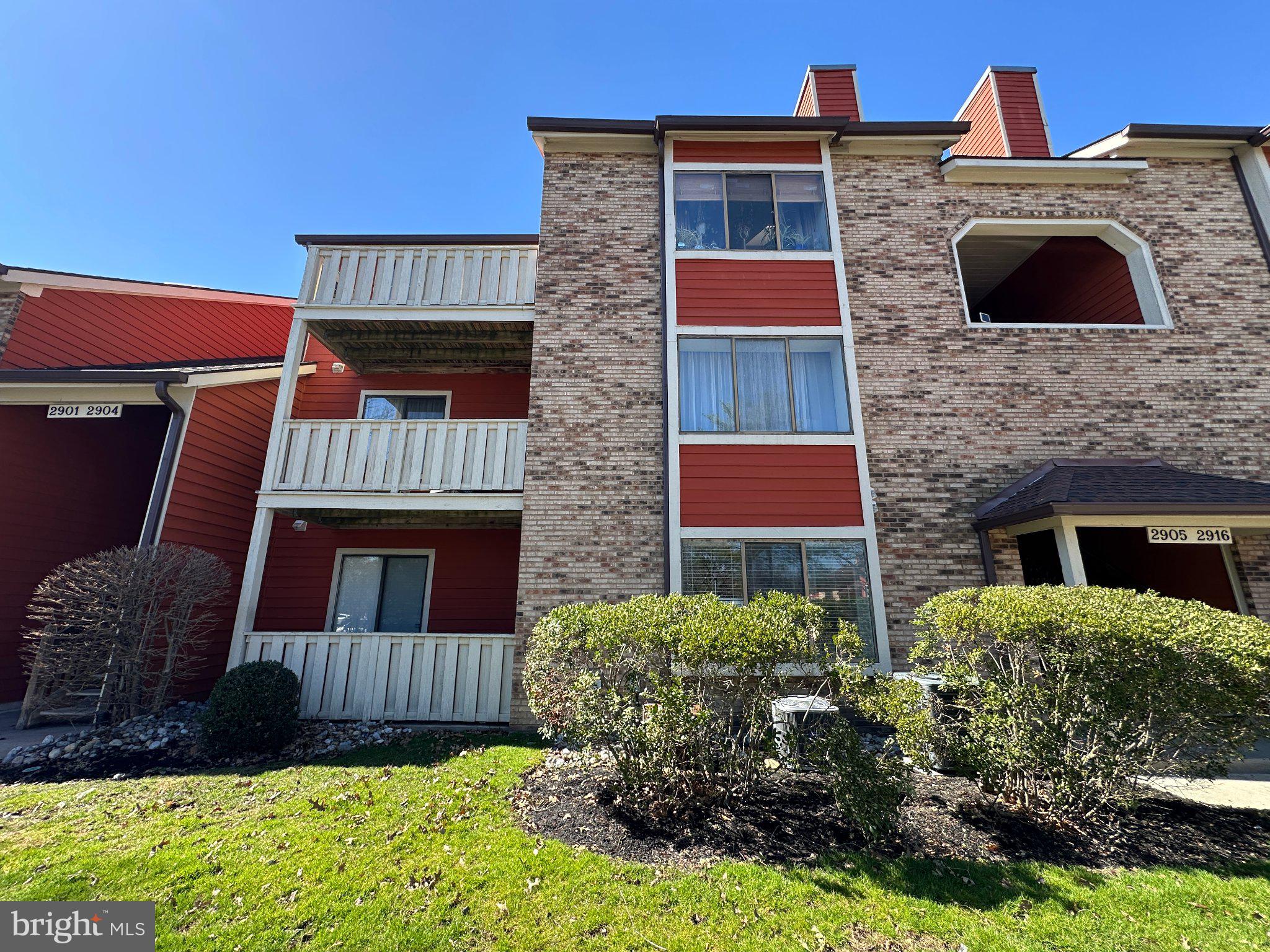 2905 AUBURN COURT