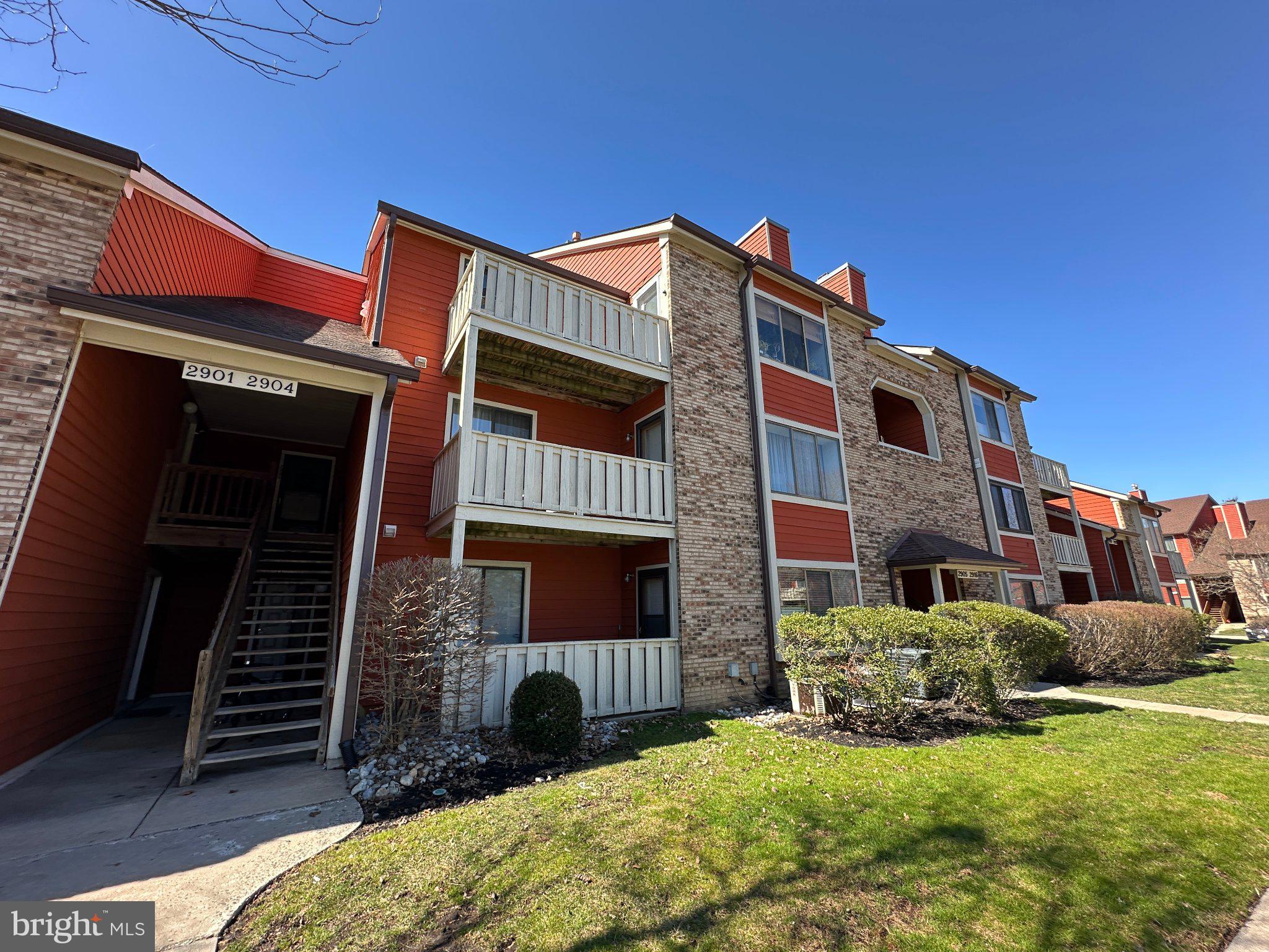 2905 AUBURN COURT