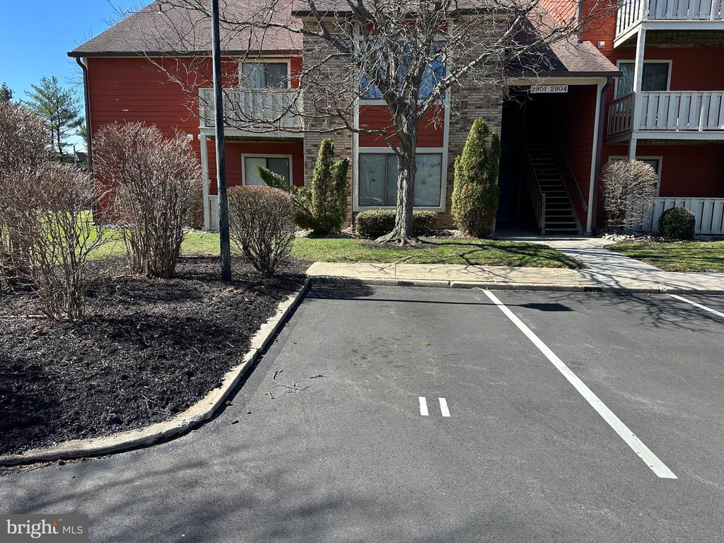 2905 AUBURN COURT