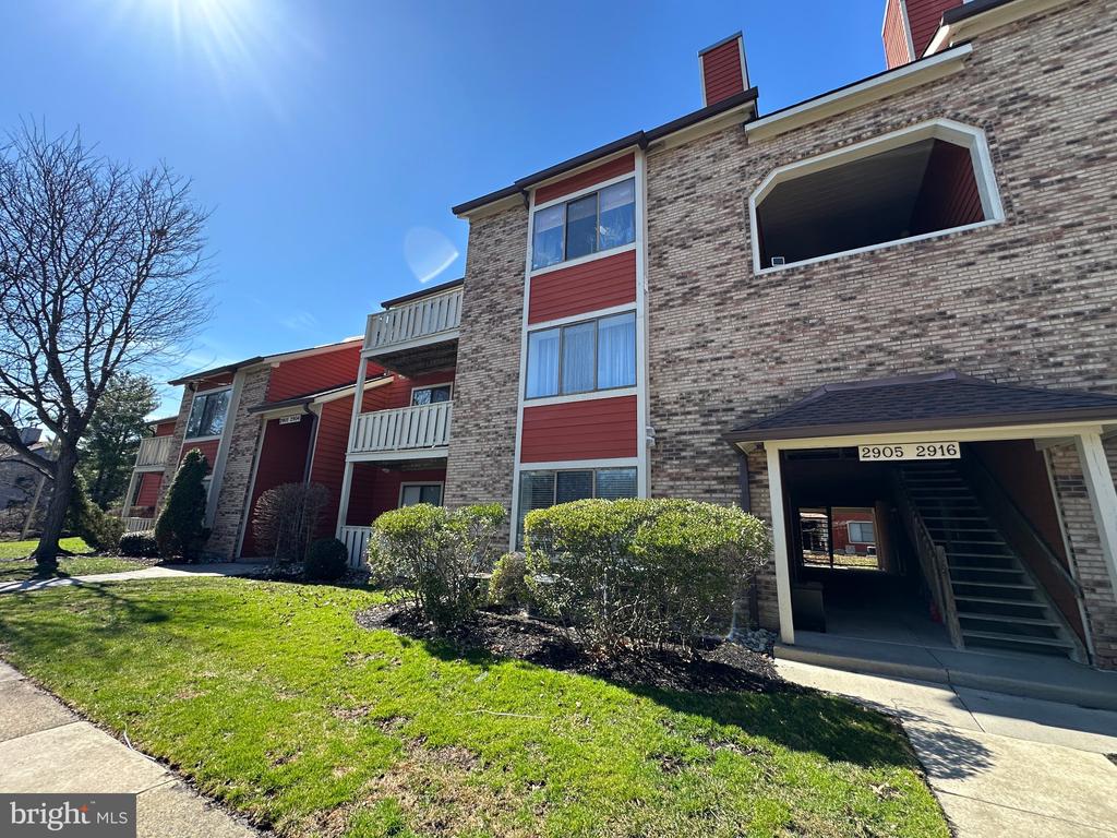 2905 AUBURN COURT