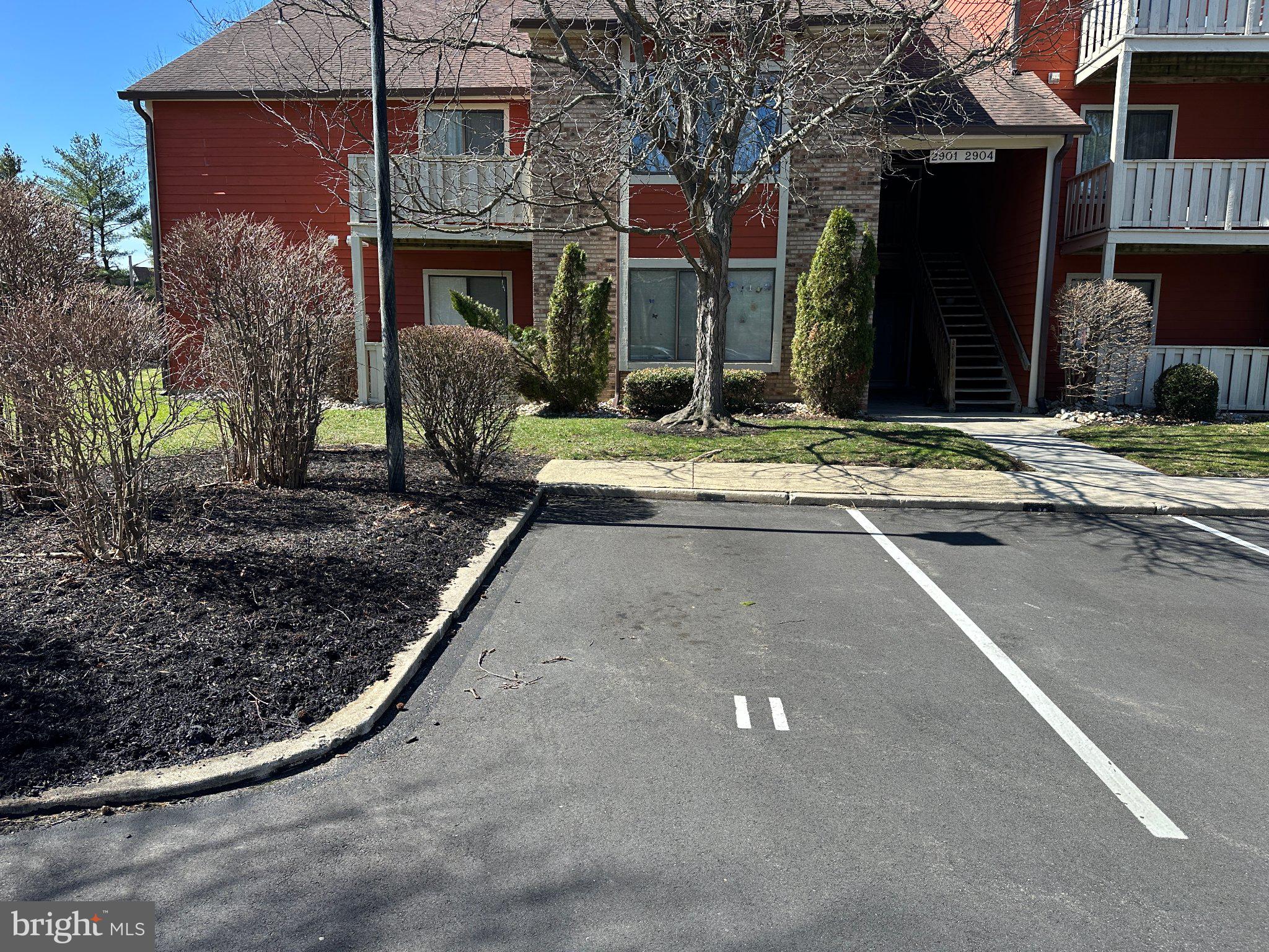 2905 AUBURN COURT