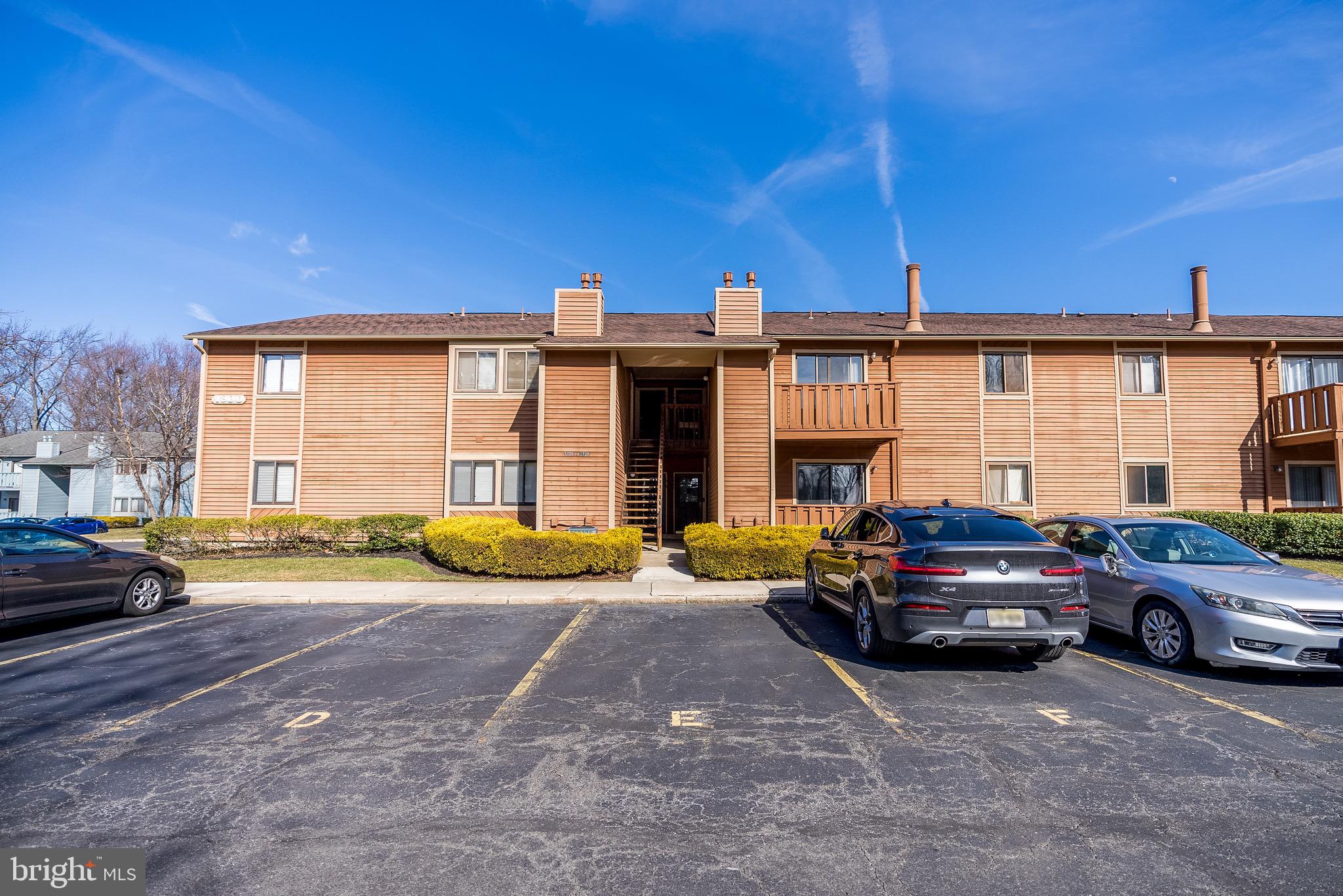 1810 WOODHOLLOW DRIVE