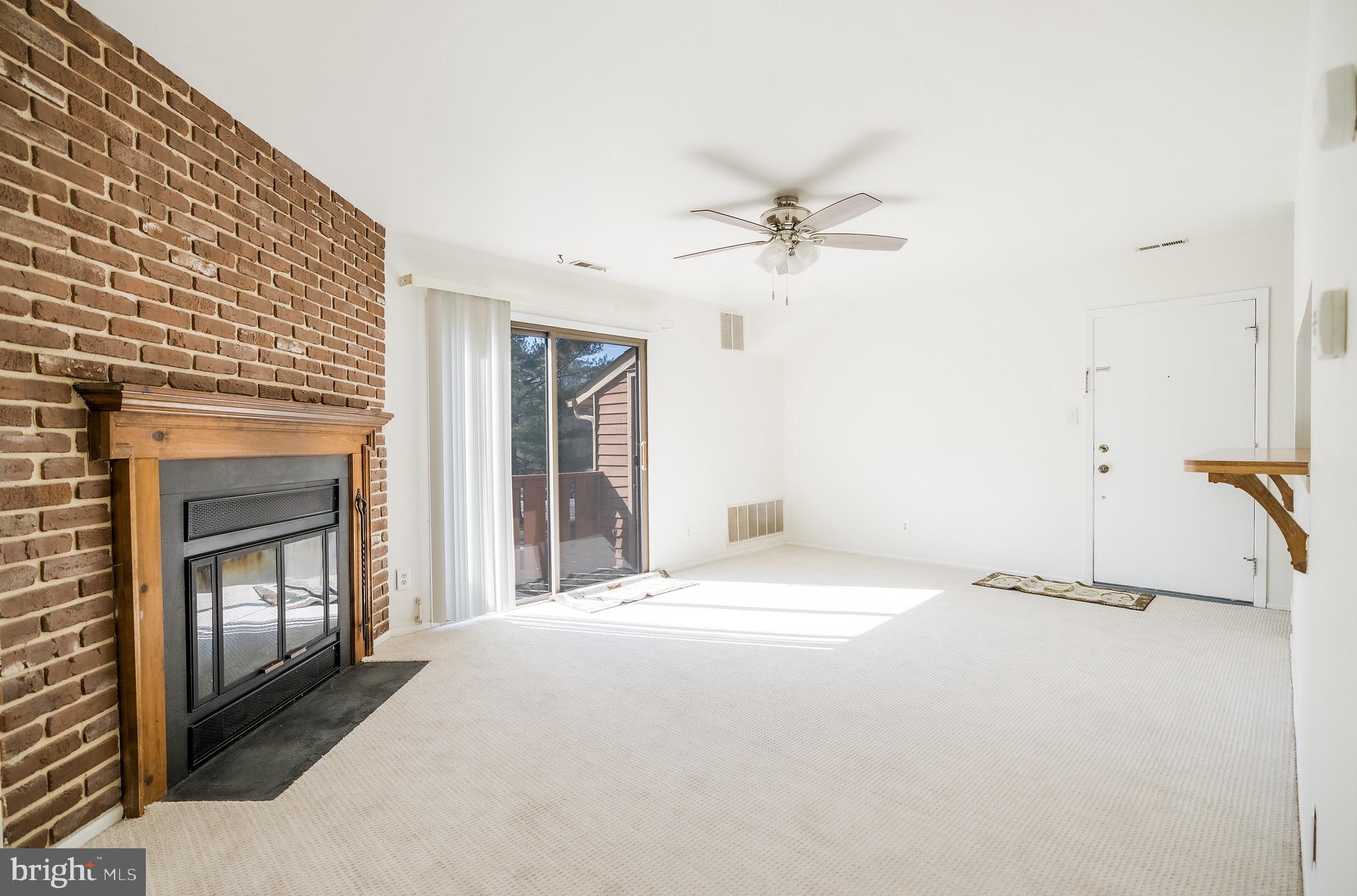 1810 WOODHOLLOW DRIVE