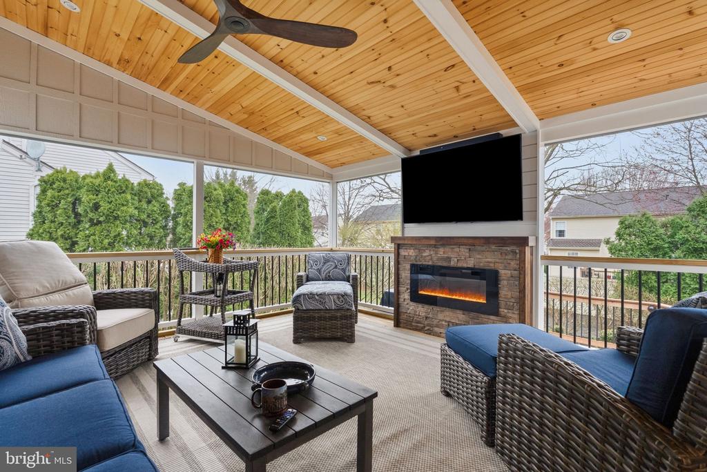 1 BERGAN COURT