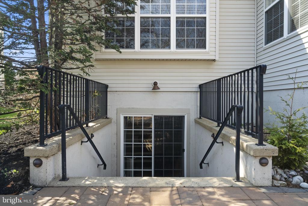 1 BERGAN COURT