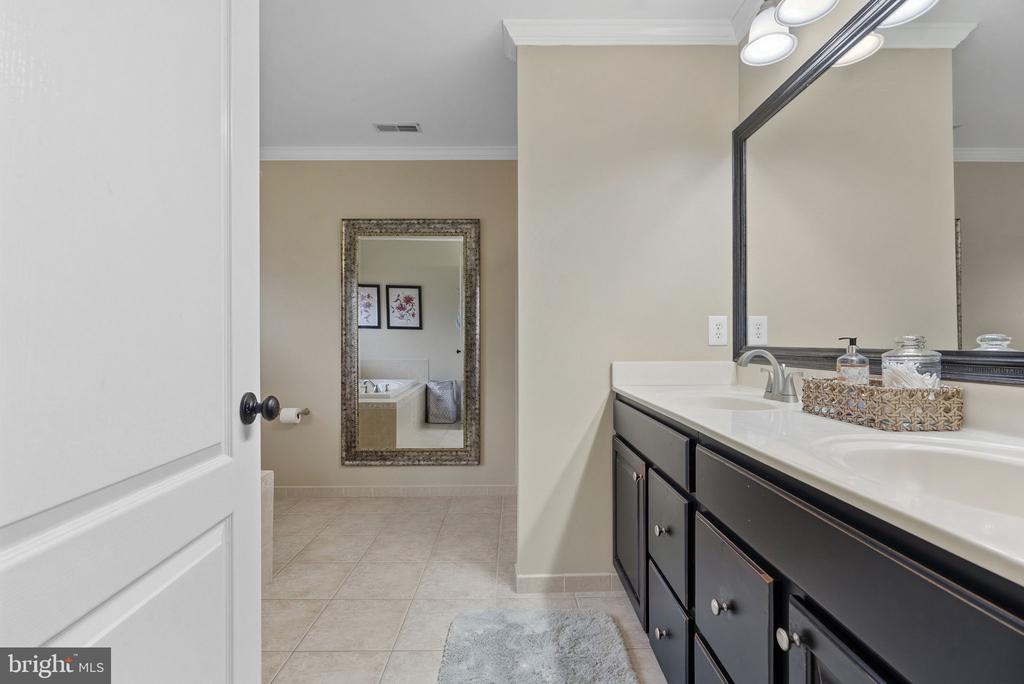 1 BERGAN COURT