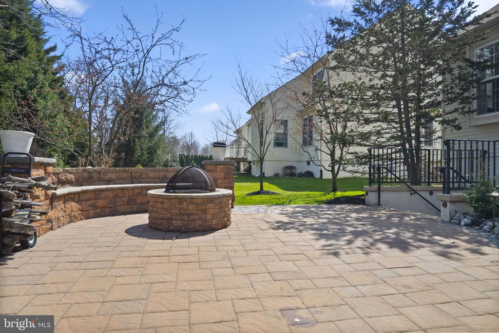 1 BERGAN COURT